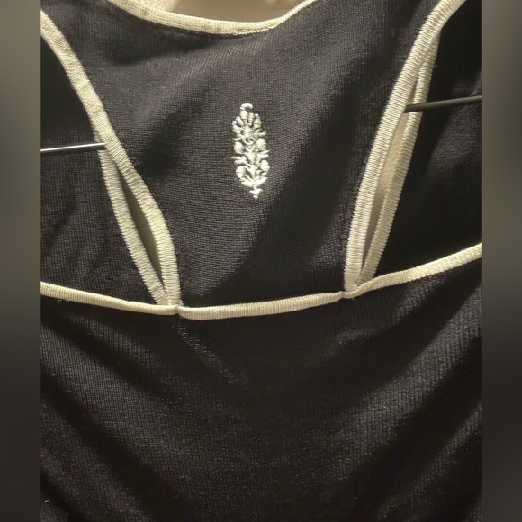 Free people movement cutout long sleeve. Stretchy material, size S. Black/white - Picture 6 of 9